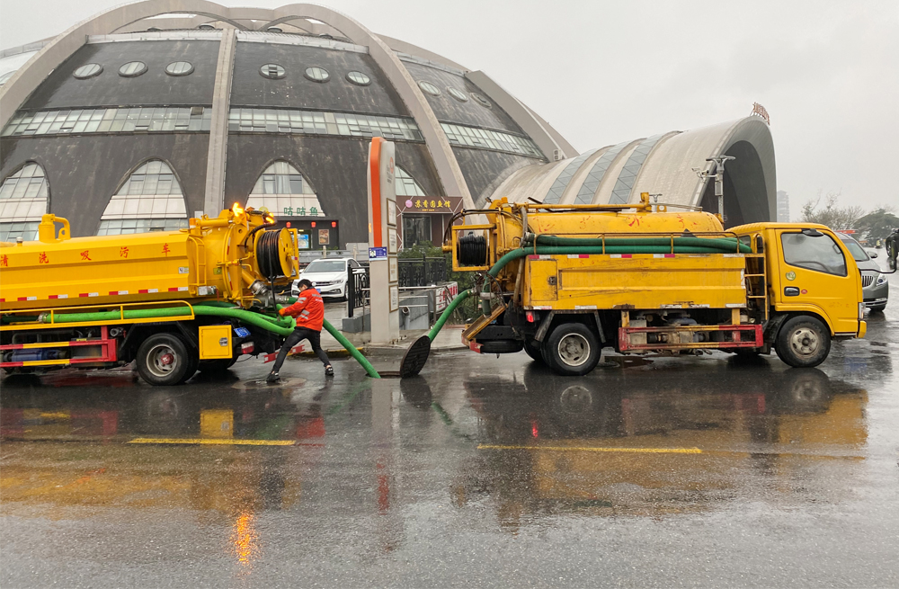 271金穗花园商场管道清淤